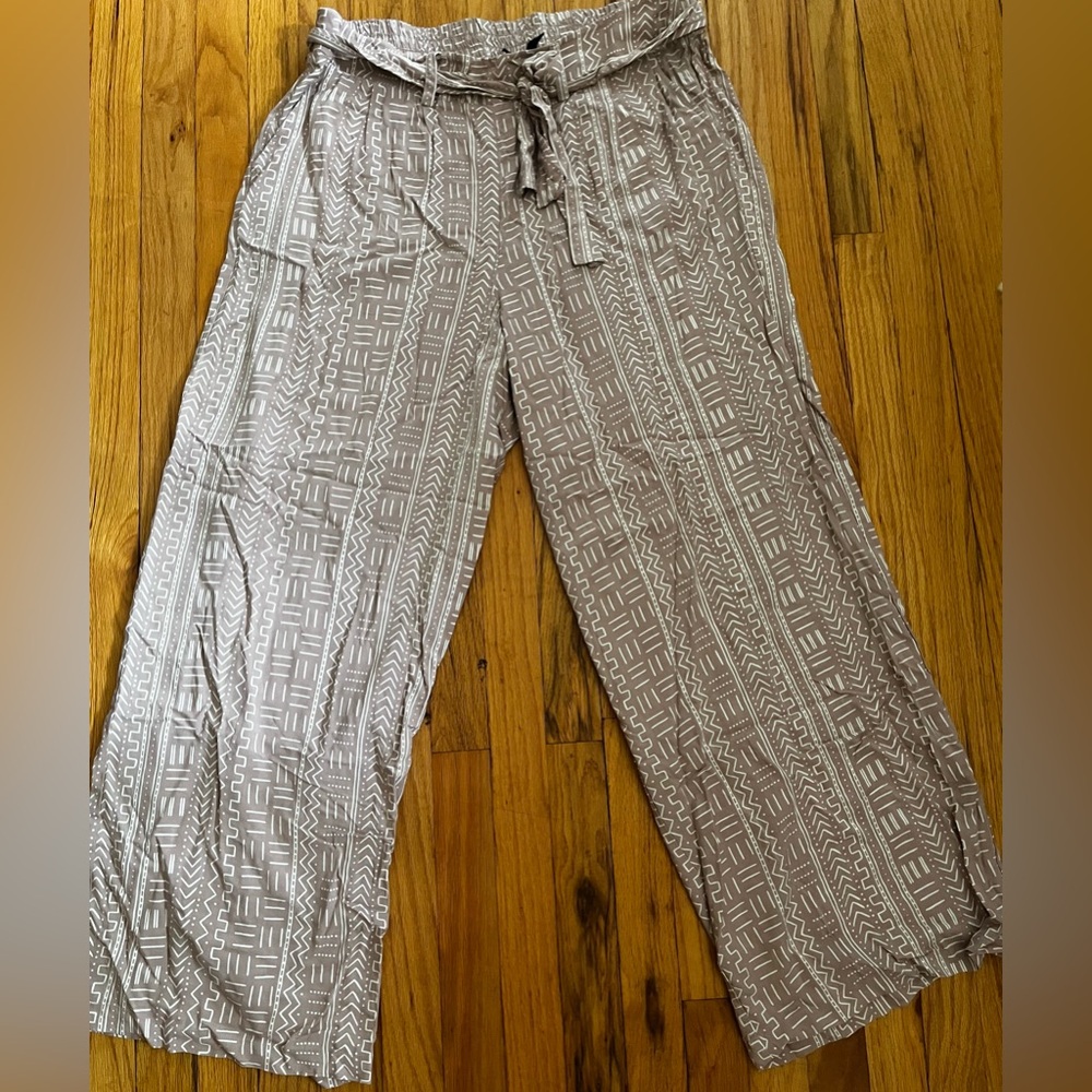 Mauve colored patterned palazzo pants